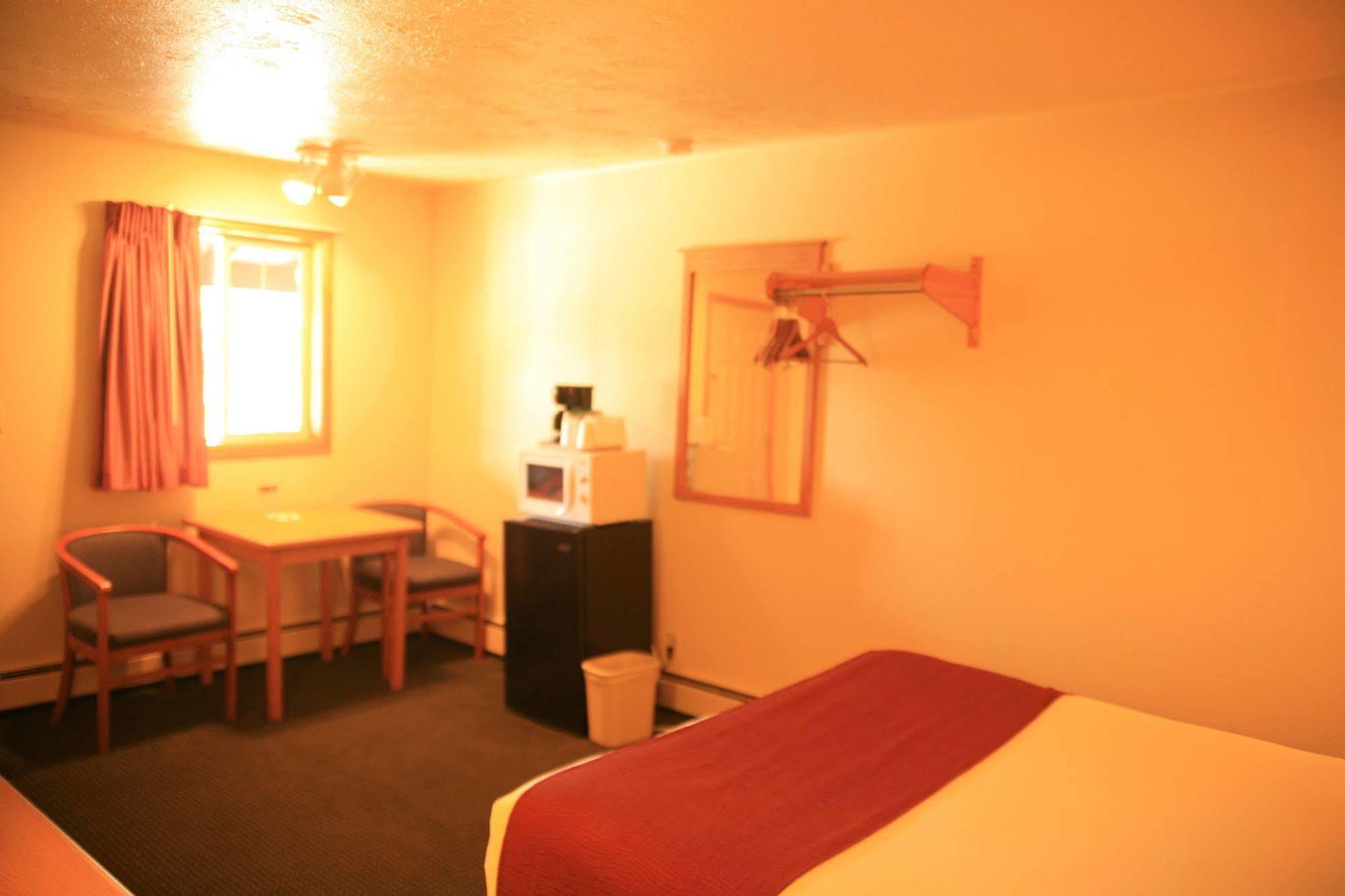 Motel Black Canyon 2*